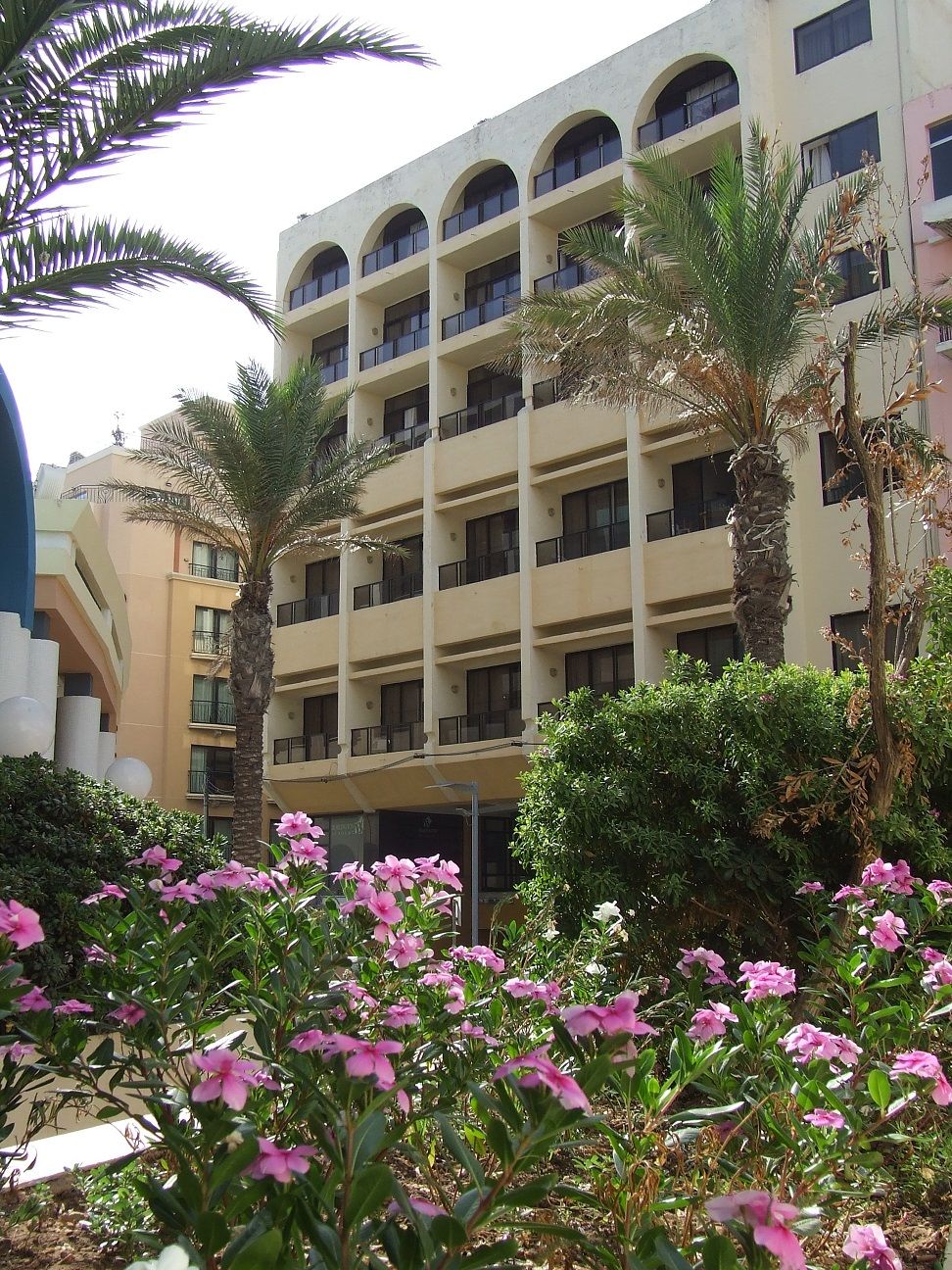 Burlington Apartments Saint Julian's Exterior photo